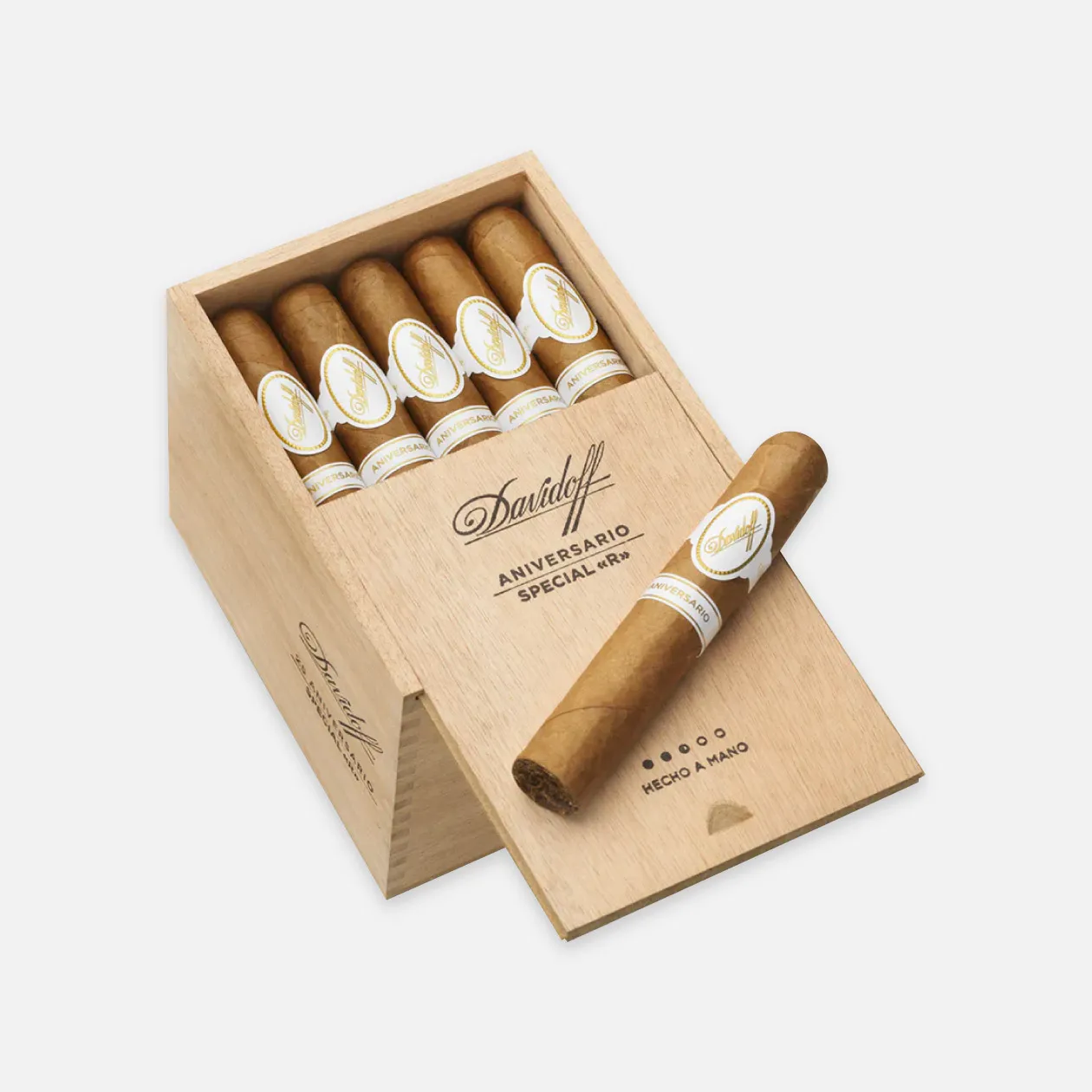 Davidoff Aniversario Special R cigars in an elegant wooden box.