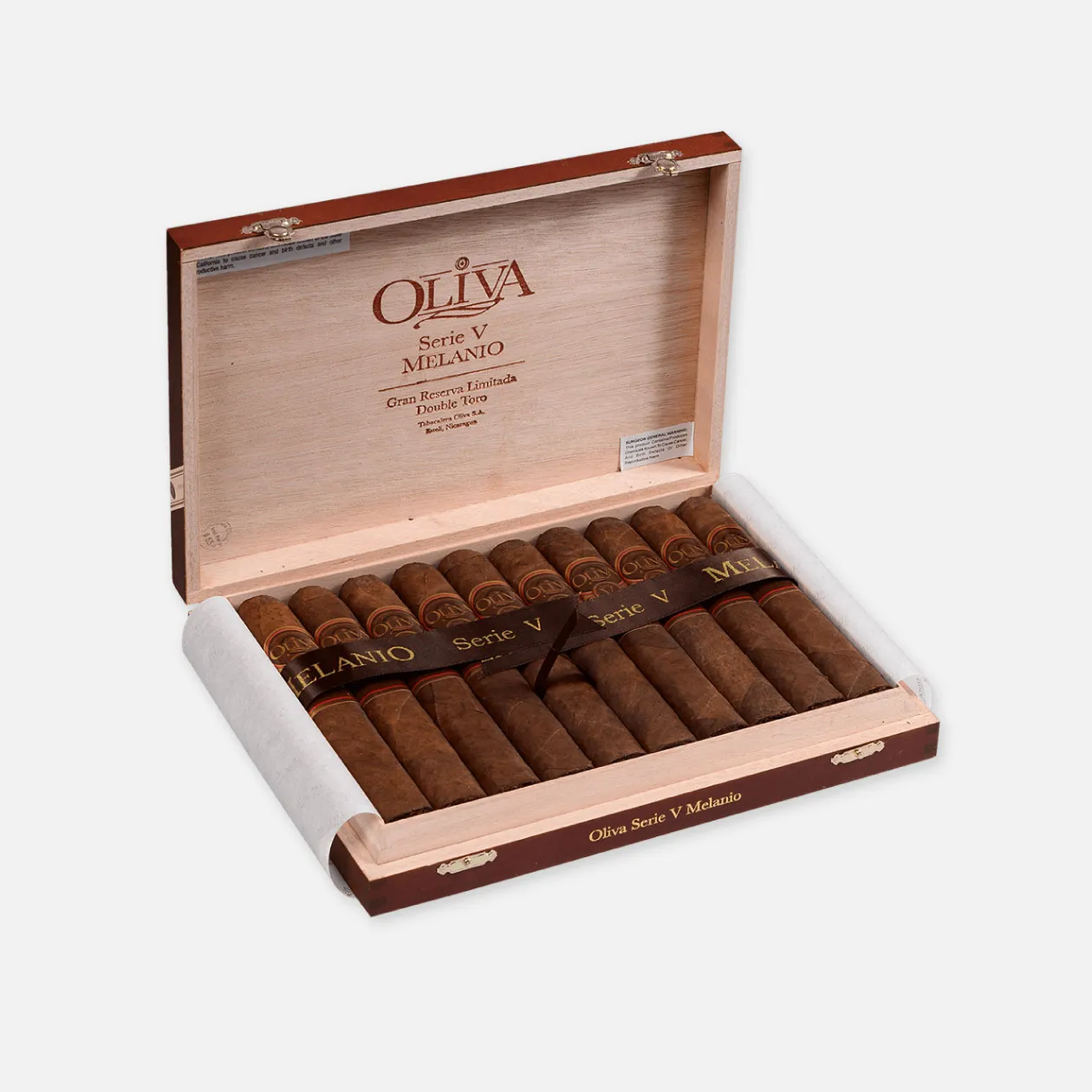 Oliva Serie V Melanio cigars in an elegant wooden box.